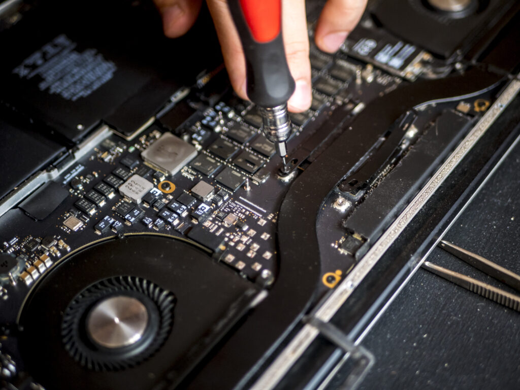 Computer Repair Shop in Dubai